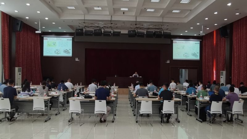 叉车培训周末班，如何选择性价比高的课程？**
